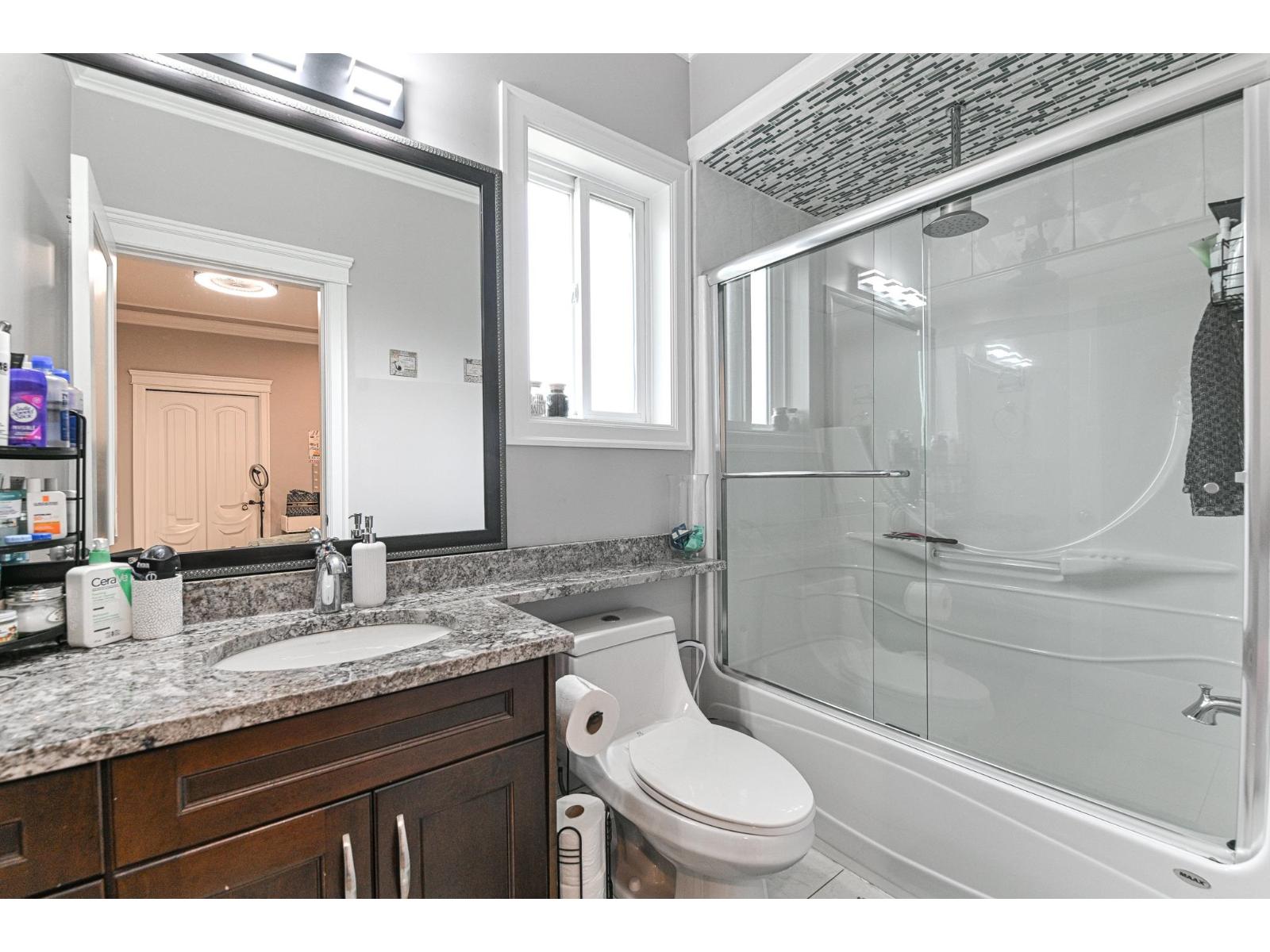 Photo 17 of 7554 Murray Street, Mission BC