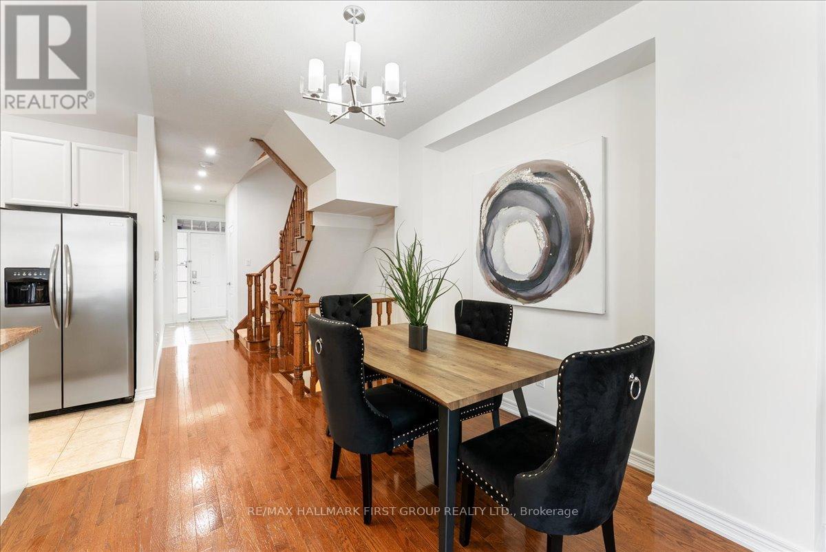 Photo 13 of 4 1295 Wharf Street, Pickering ON