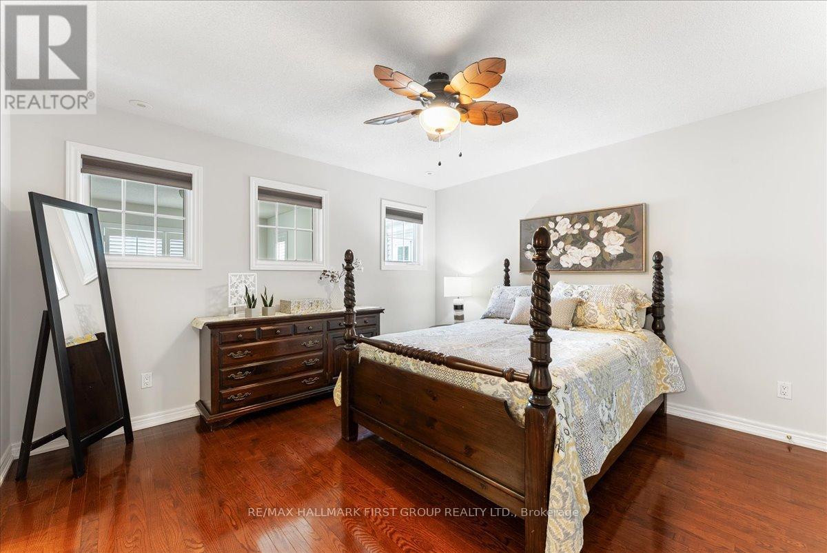 Photo 15 of 4 1295 Wharf Street, Pickering ON