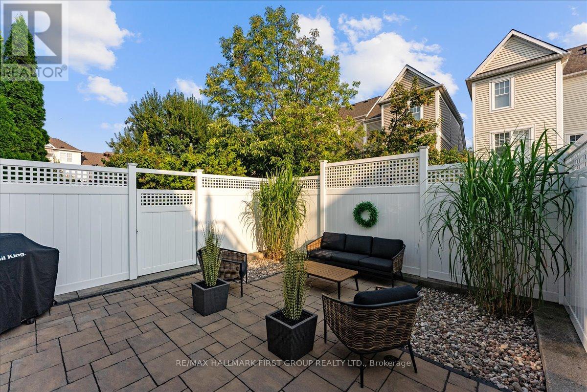 Photo 32 of 4 1295 Wharf Street, Pickering ON
