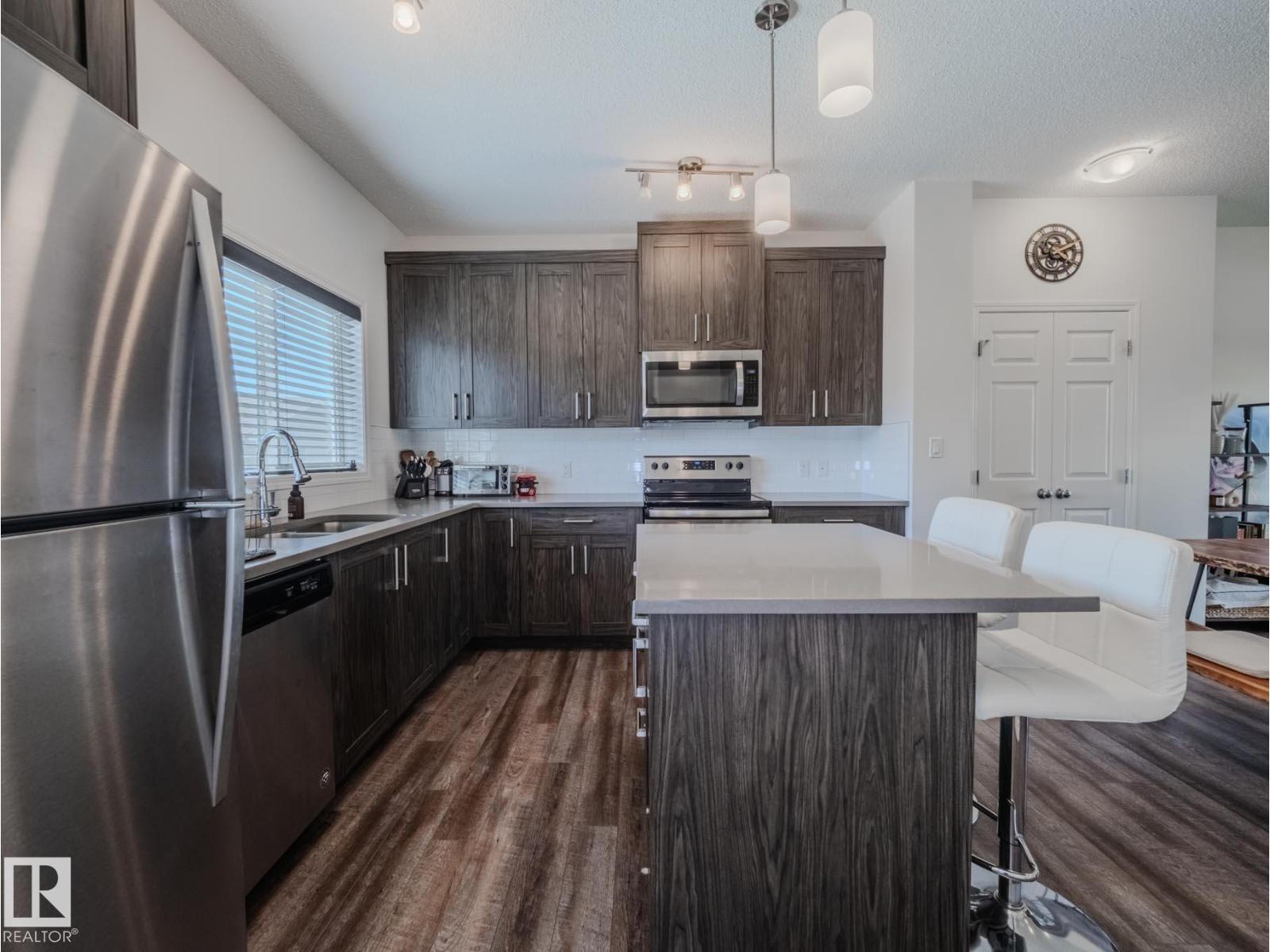 Photo 23 of 2028 Cavanagh Dr Sw, Edmonton AB