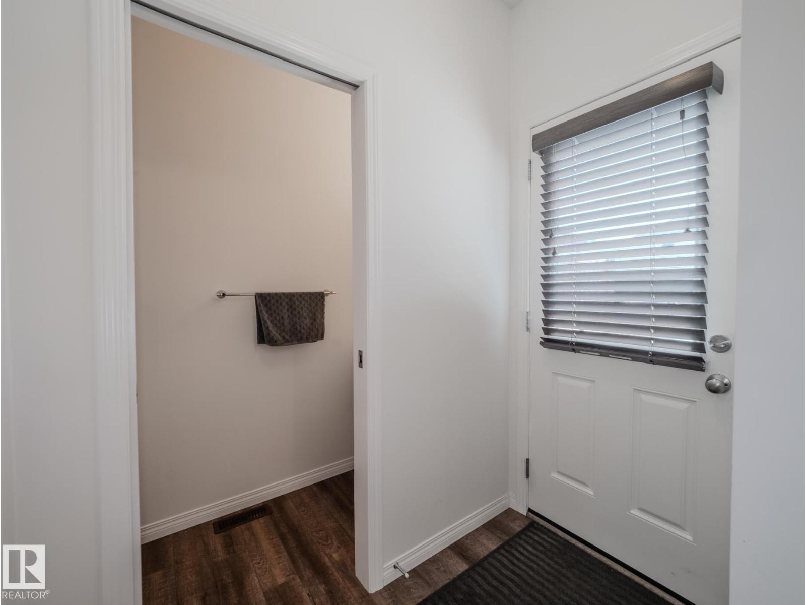 Photo 29 of 2028 Cavanagh Dr Sw, Edmonton AB