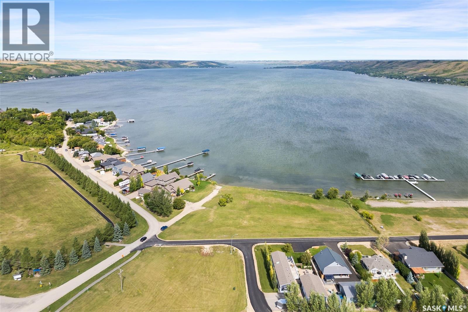 Photo 6 of 621 Berry Hills Road, Katepwa Beach SK