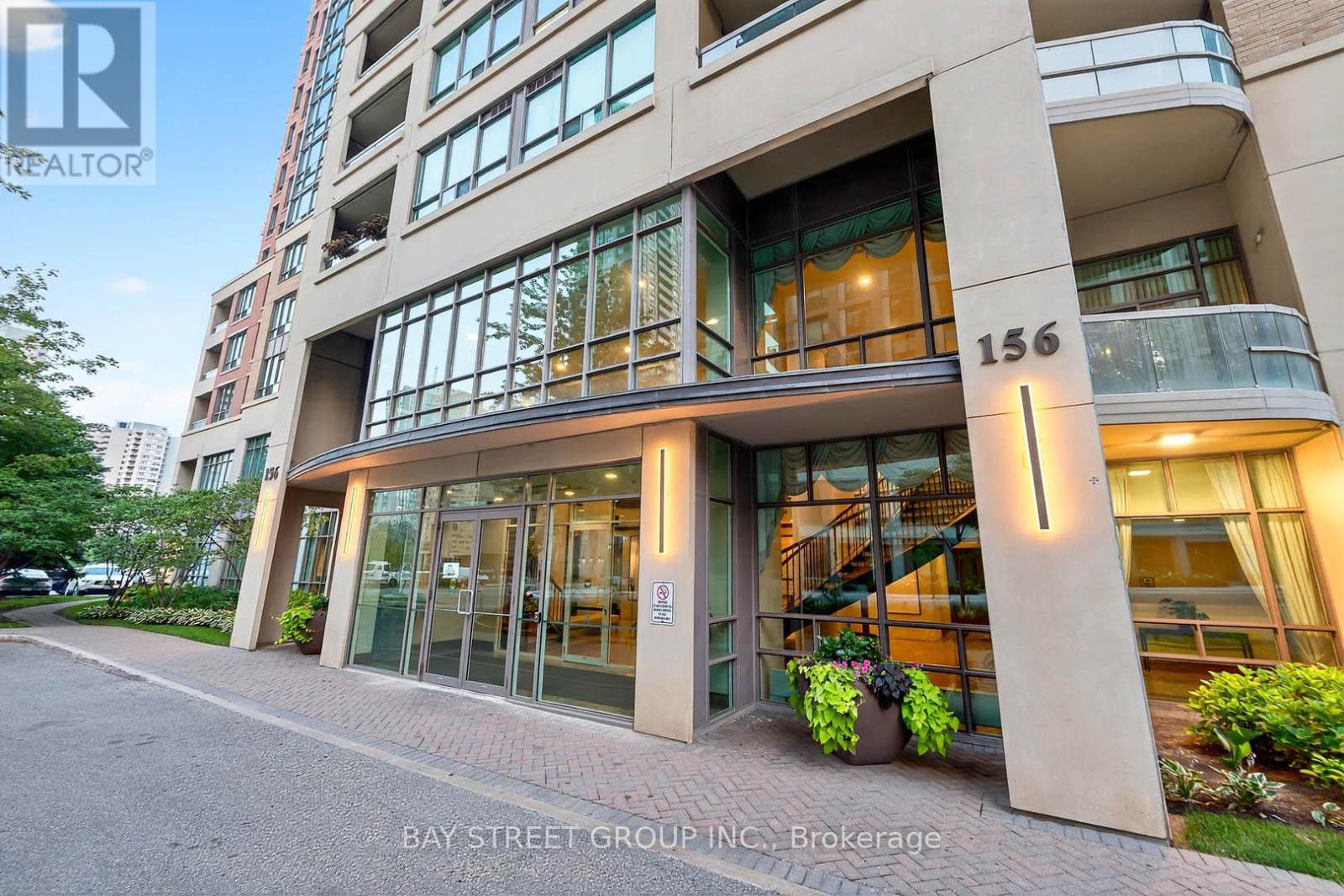 Photo 12 of 2907 156 Enfield Place, Mississauga ON
