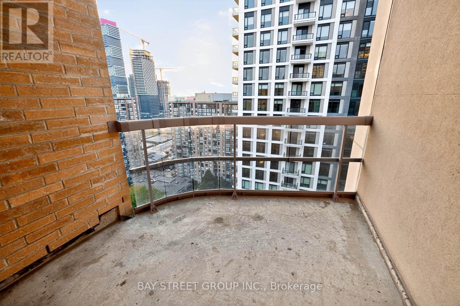 Photo 38 of 2907 156 Enfield Place, Mississauga ON