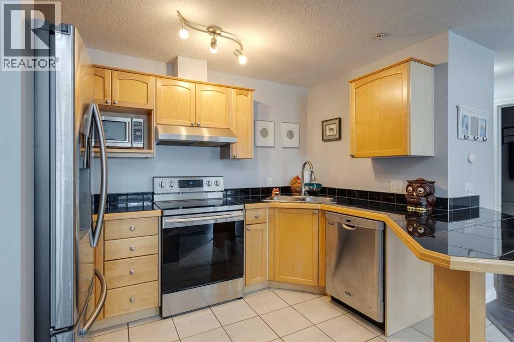 Photo 12 of 404 1631 28 Avenue Sw, Calgary AB