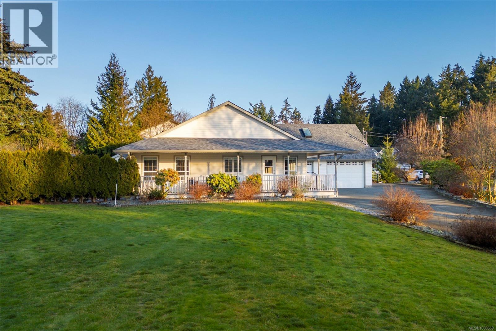 Photo 2 of 1960 Emma Way, Nanaimo BC