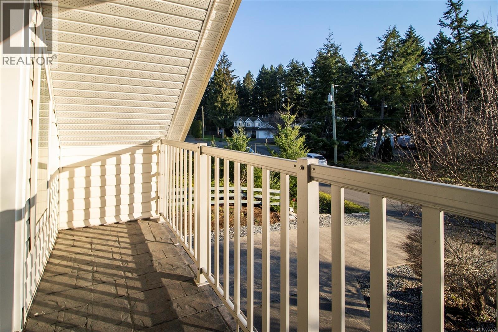 Photo 39 of 1960 Emma Way, Nanaimo BC