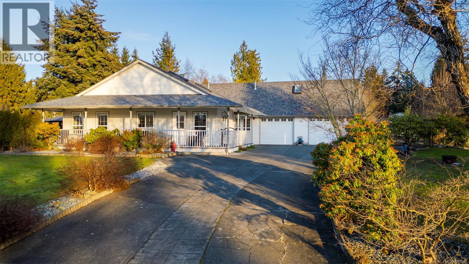 Photo 59 of 1960 Emma Way, Nanaimo BC
