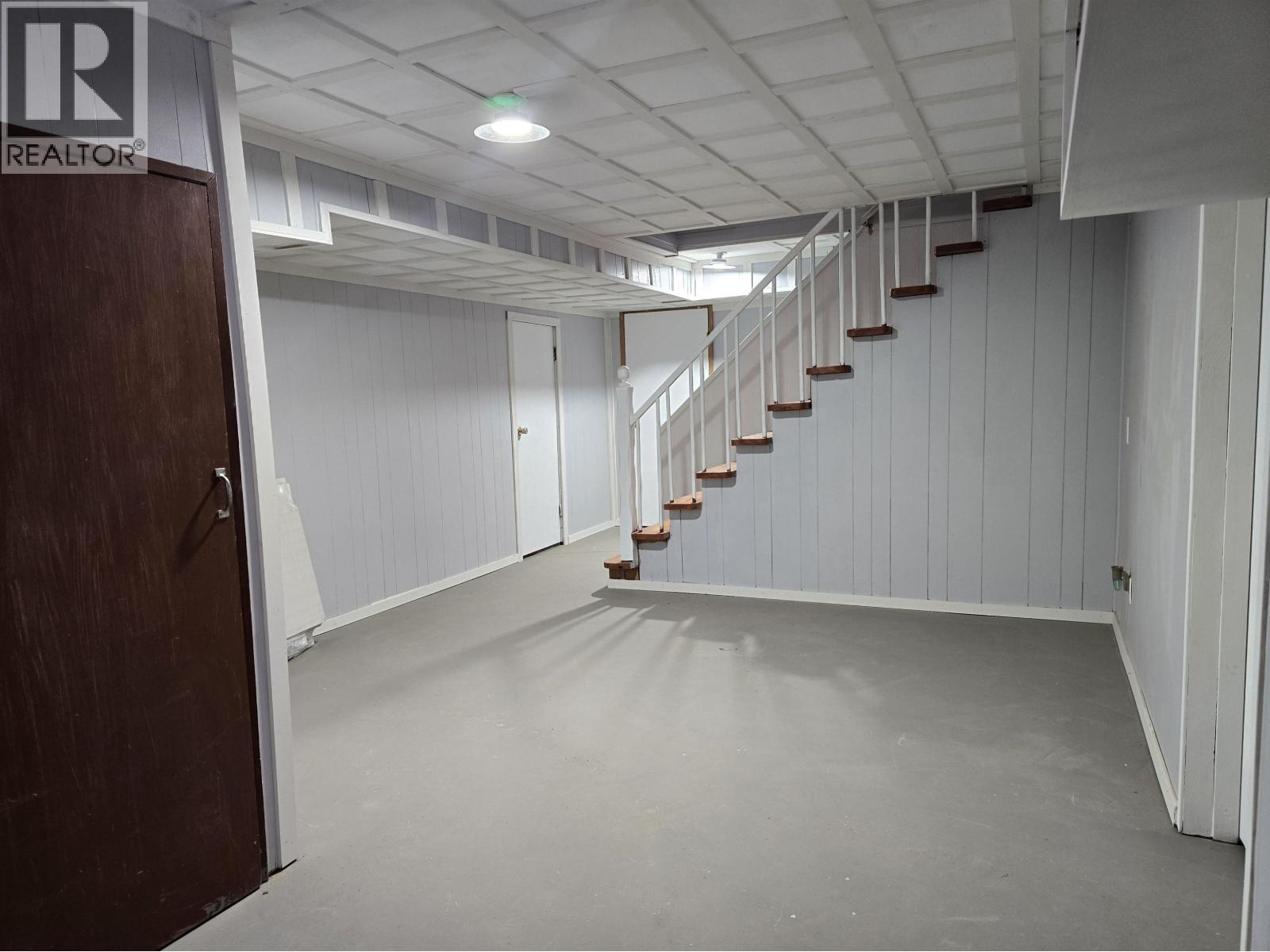 Photo 2 of 1542 Carney Street, Prince George BC