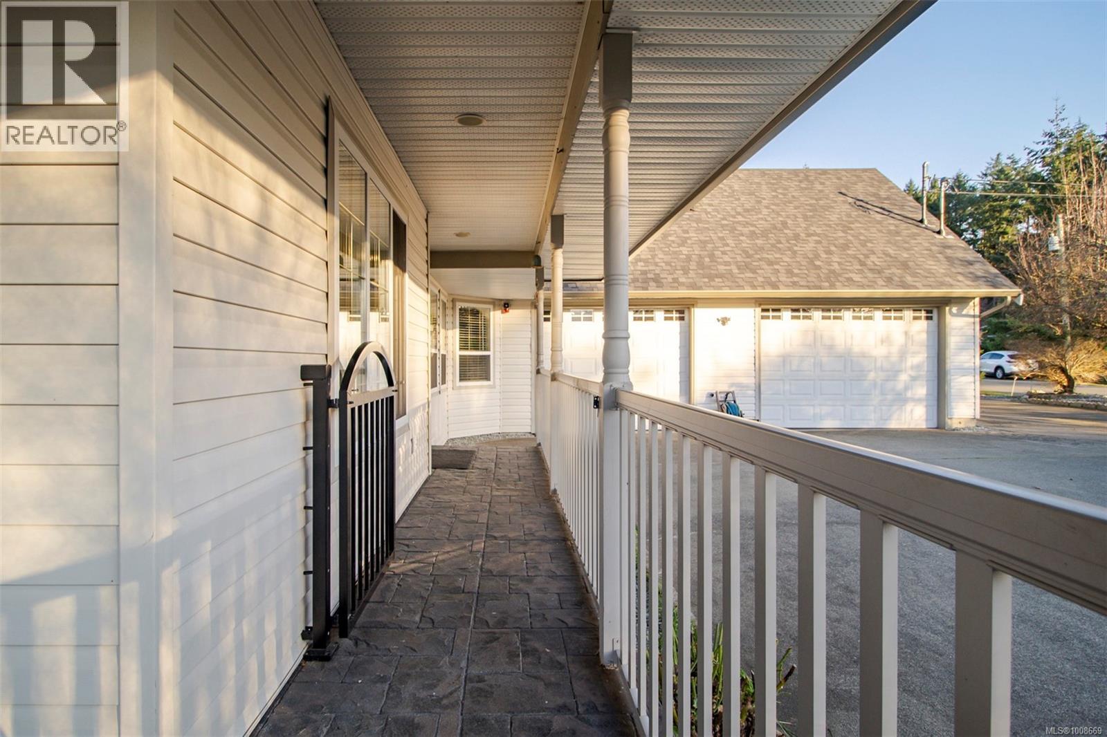 Photo 47 of 1960 Emma Way, Nanaimo BC