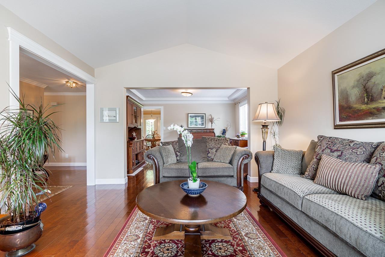 Photo 8 of 9143 159 Street, Surrey BC