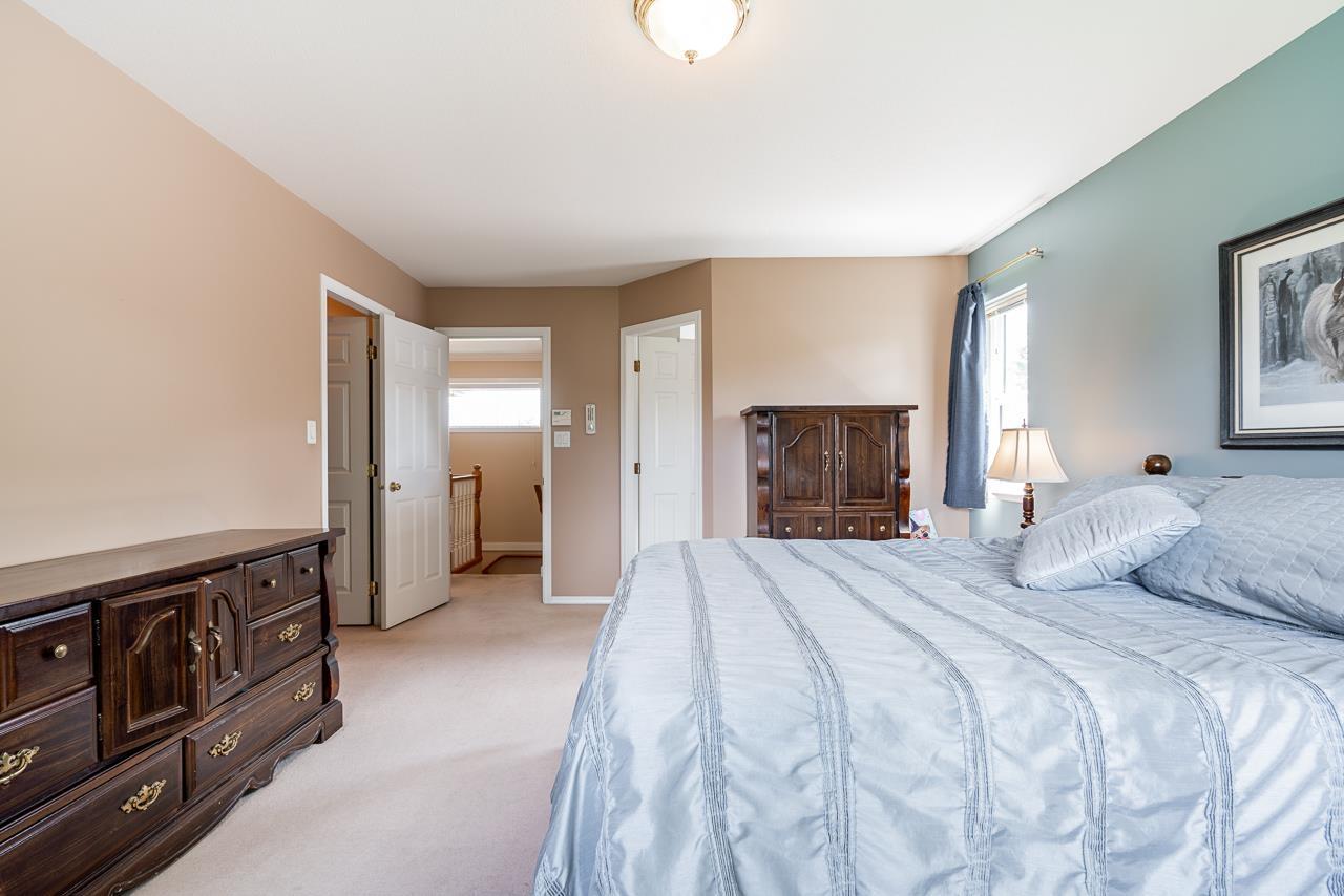 Photo 22 of 9143 159 Street, Surrey BC