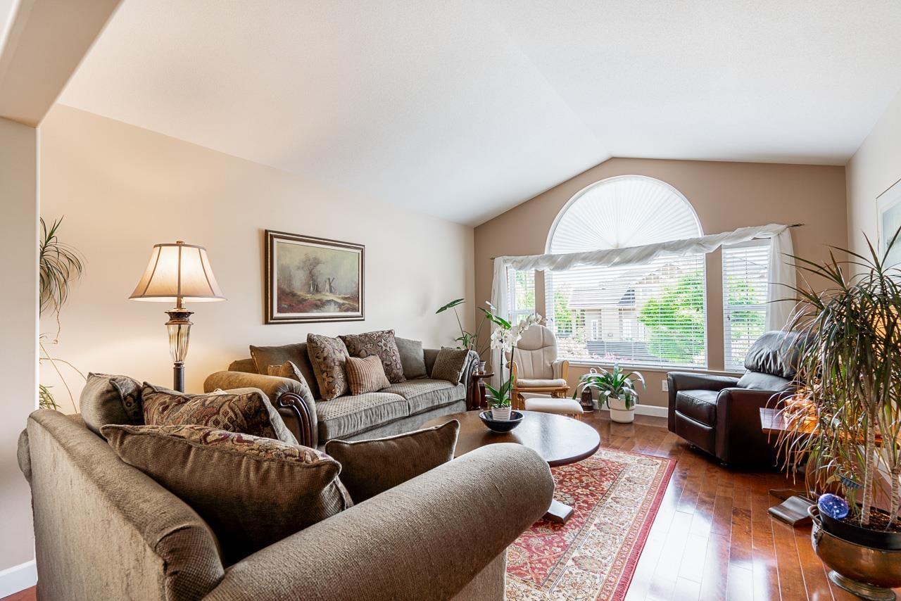 Photo 7 of 9143 159 Street, Surrey BC