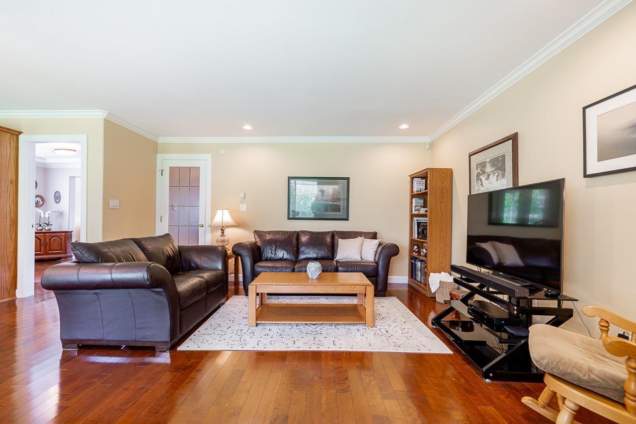 Photo 10 of 9143 159 Street, Surrey BC