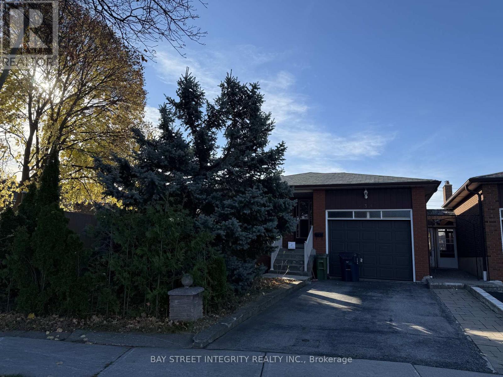 Photo 8 of Bsmt 34 Iangrove Terrace, Toronto ON