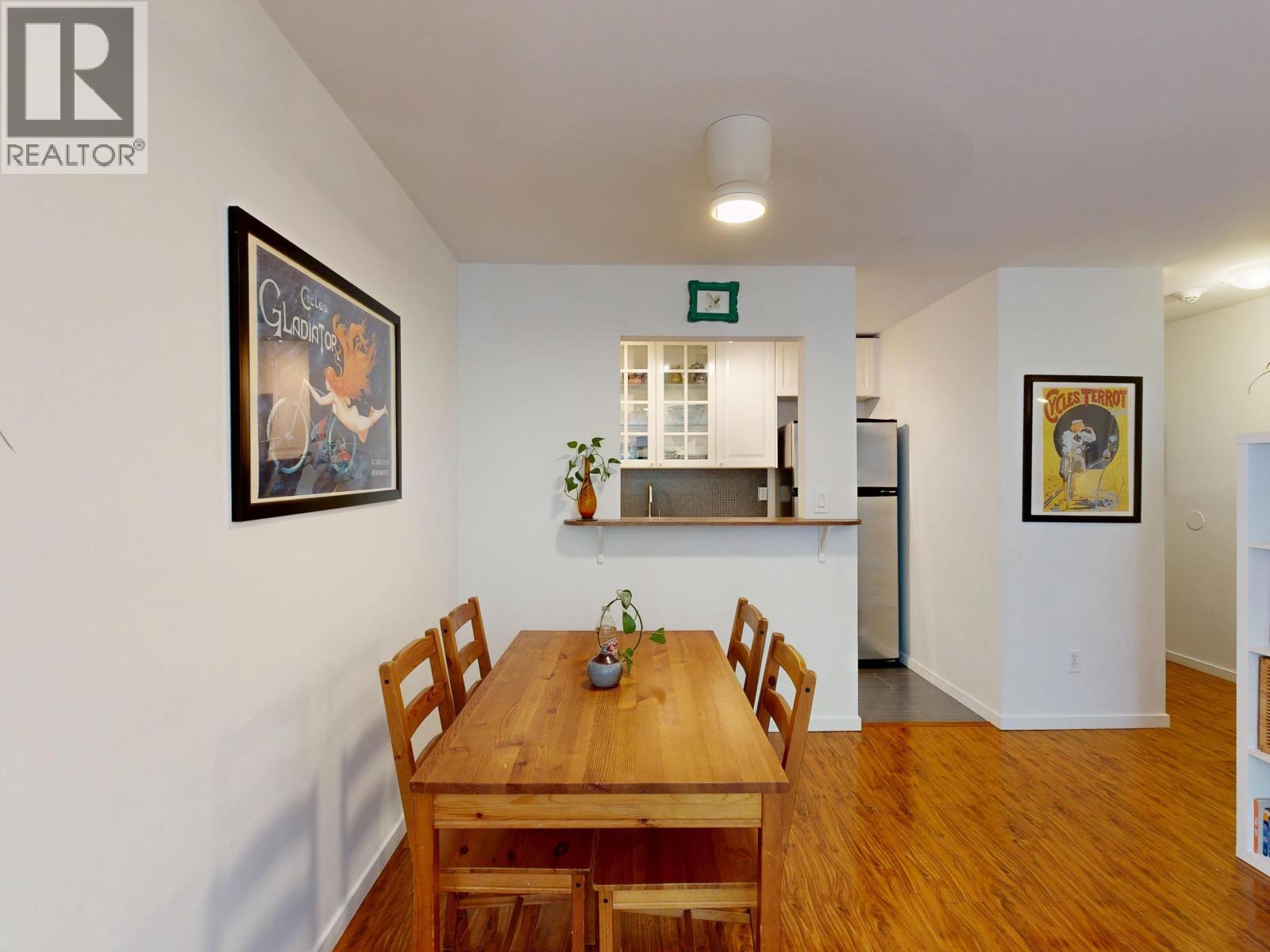 Photo 11 of 208 2173 W 6th Avenue, Vancouver BC