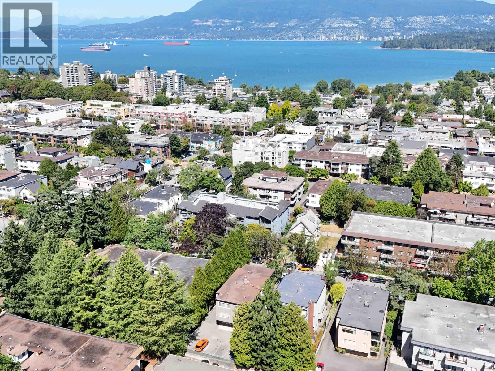 Photo 23 of 208 2173 W 6th Avenue, Vancouver BC