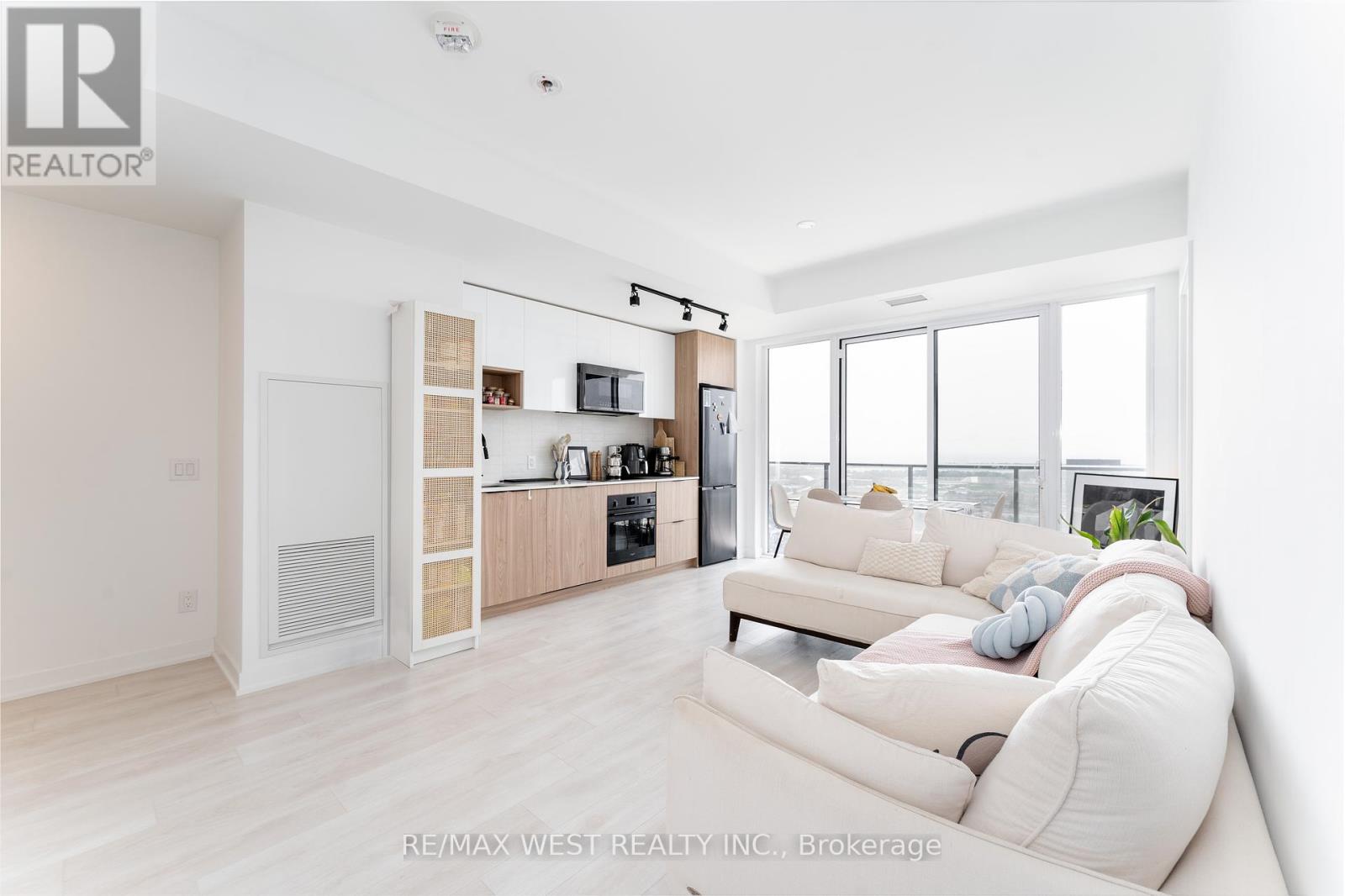 Photo 6 of 3405 5 Defries Street, Toronto ON
