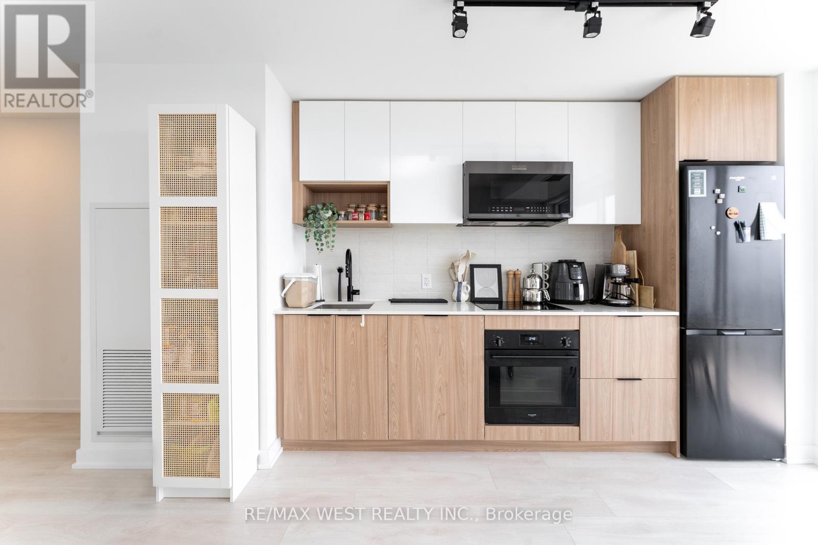 Photo 9 of 3405 5 Defries Street, Toronto ON