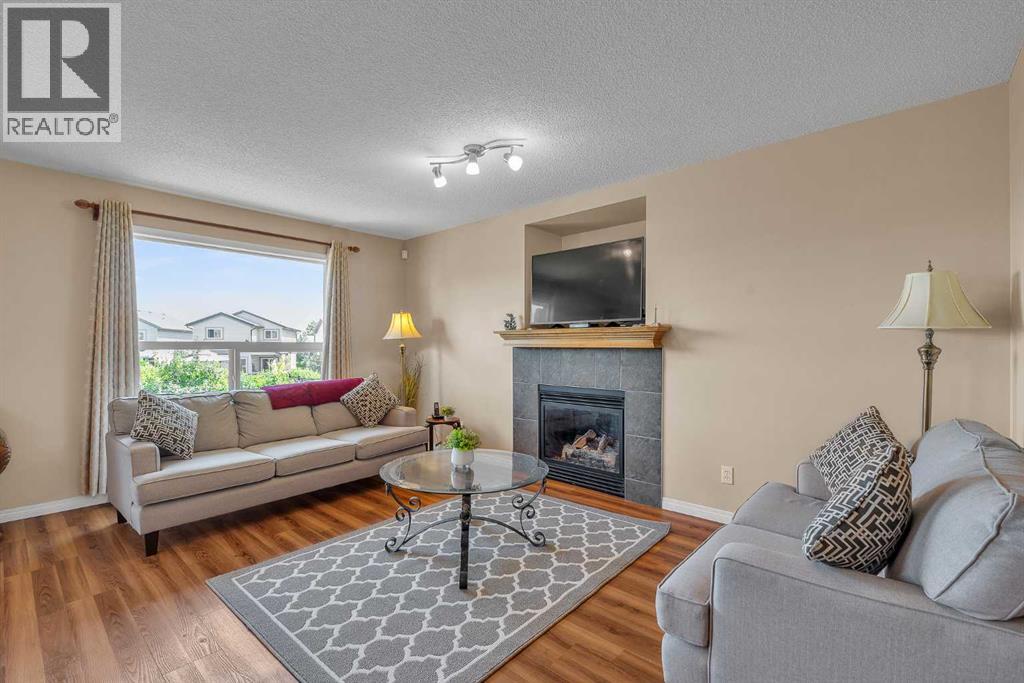 Single Family House for Sale in  Evermeadow Road SW Evergreen Calgary 