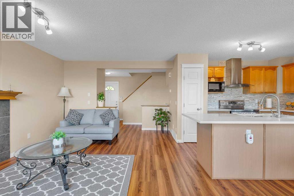 Single Family House for Sale in  Evermeadow Road SW Evergreen Calgary 
