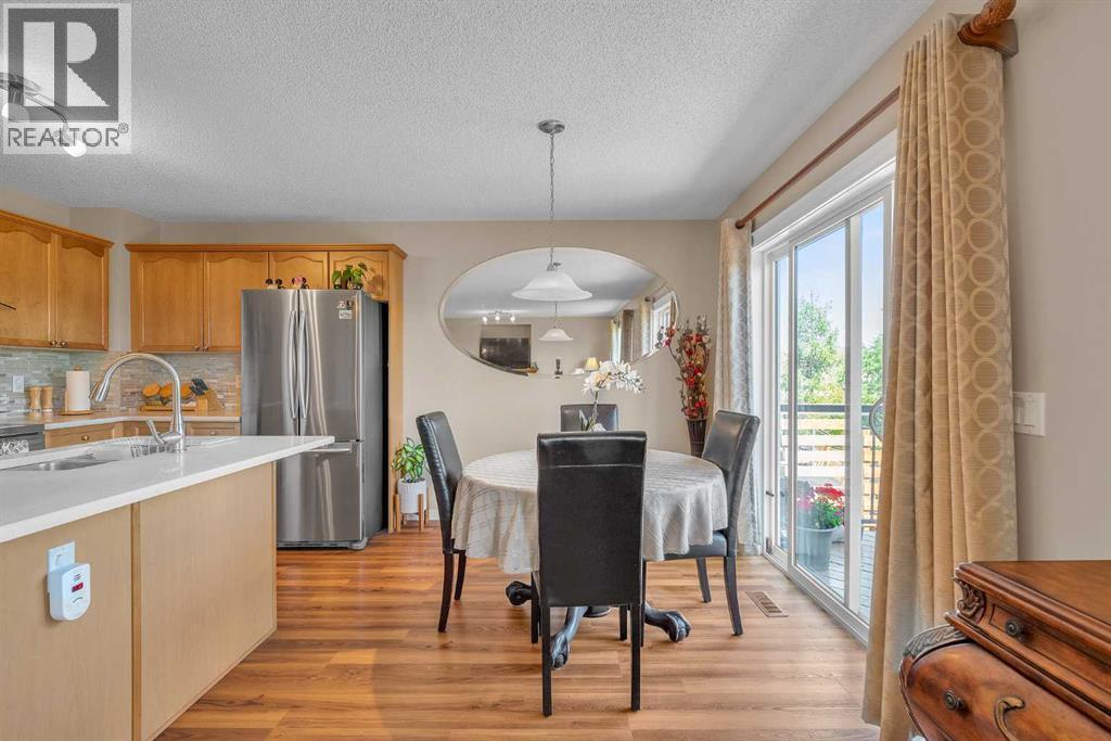 Single Family House for Sale in  Evermeadow Road SW Evergreen Calgary 
