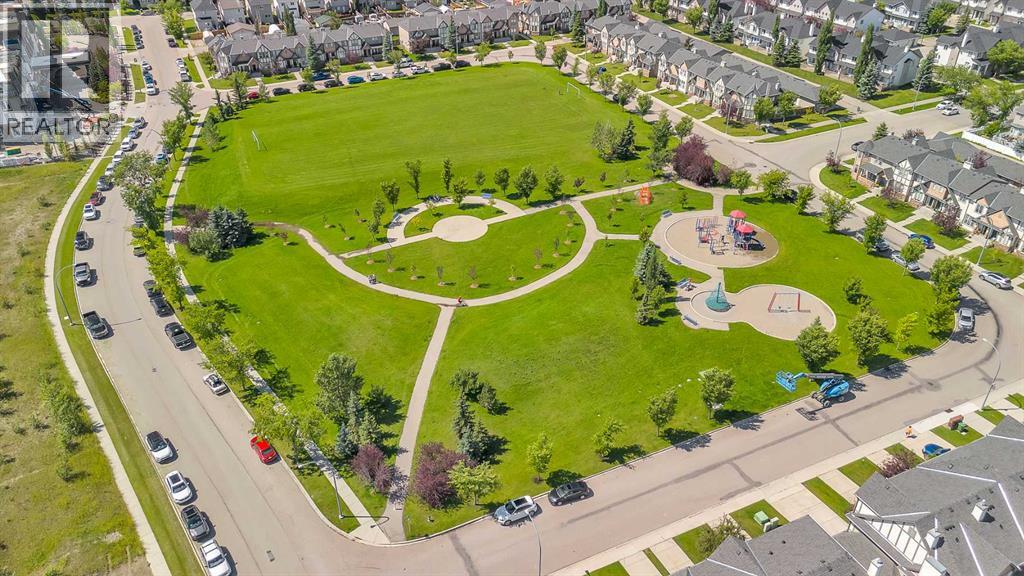 Single Family House for Sale in  Evermeadow Road SW Evergreen Calgary 