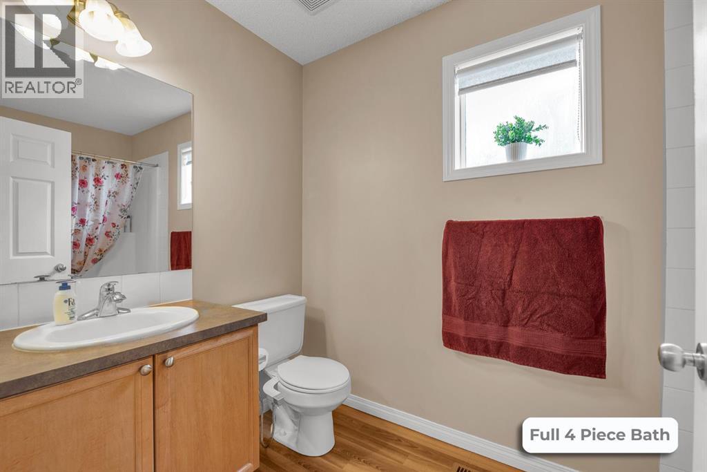 Single Family House for Sale in  Evermeadow Road SW Evergreen Calgary 