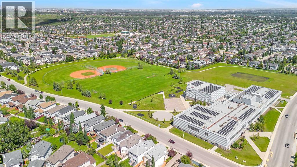 Single Family House for Sale in  Evermeadow Road SW Evergreen Calgary 
