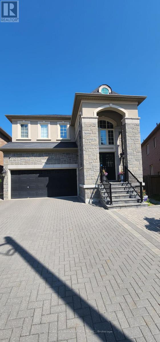 Photo 3 of 175 Art West Avenue, Newmarket ON