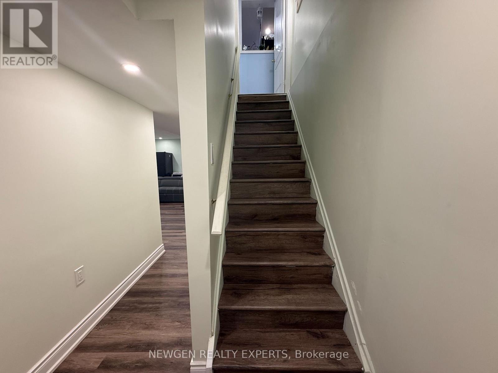Photo 35 of 229 7360 Zinnia Place, Mississauga ON