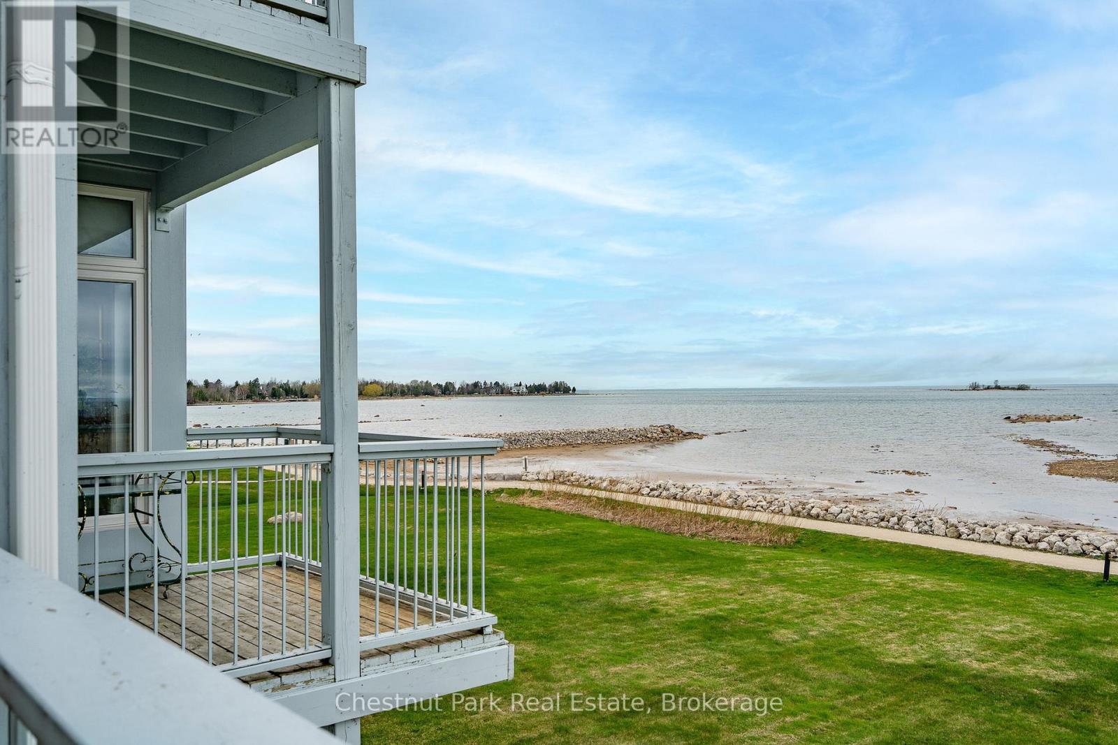 Photo 42 of 849 851 Suncrest Circle, Collingwood ON