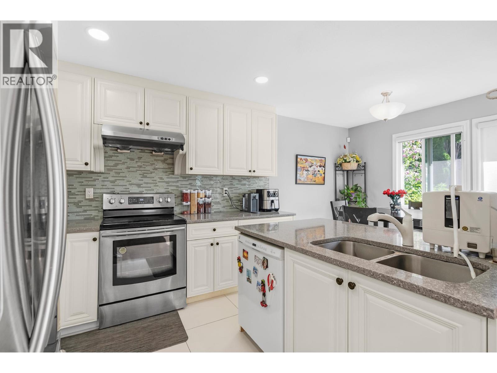 Photo 17 of 4652 55 A Street, Delta BC