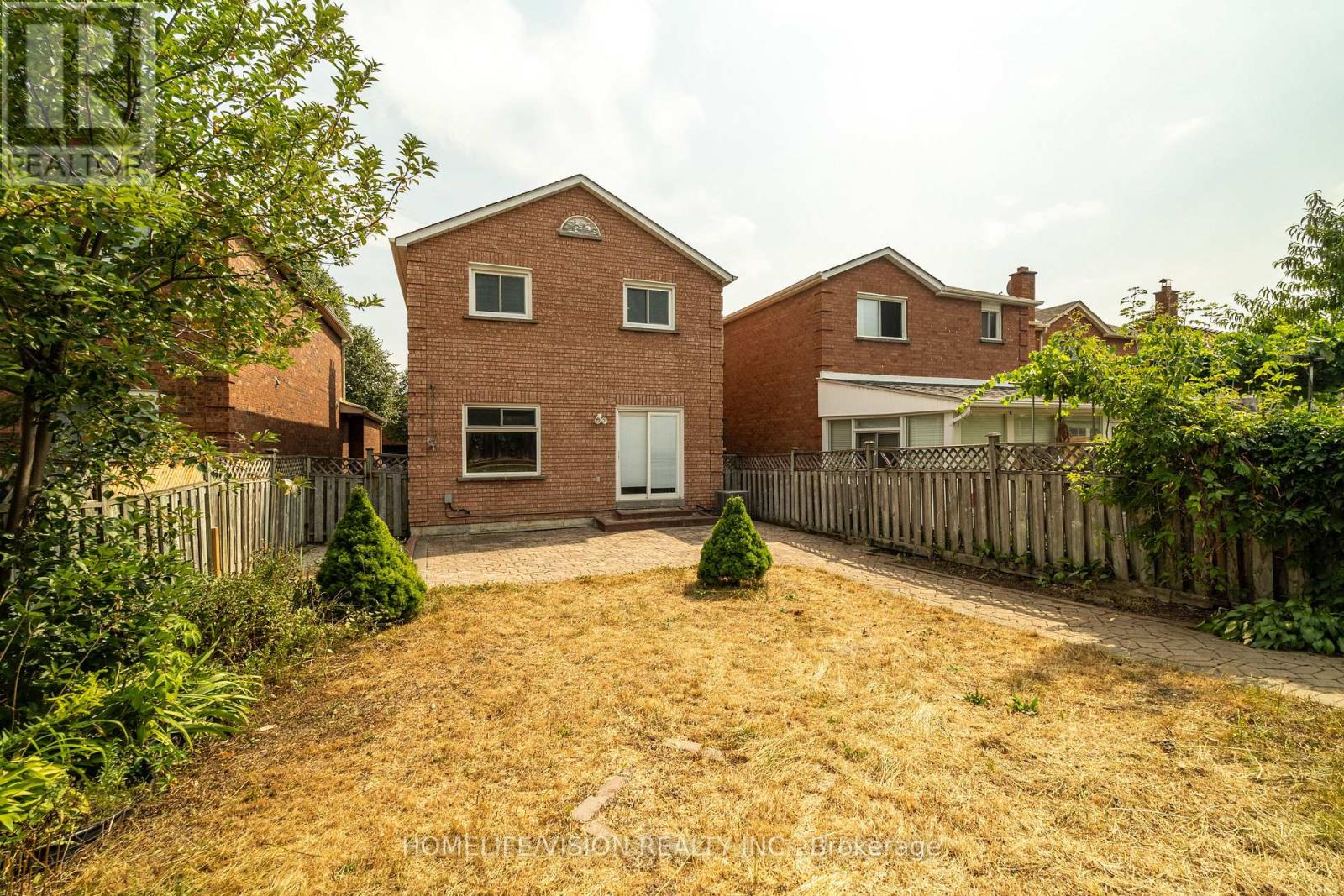 Photo 29 of 32 Mountfield Crescent, Vaughan ON