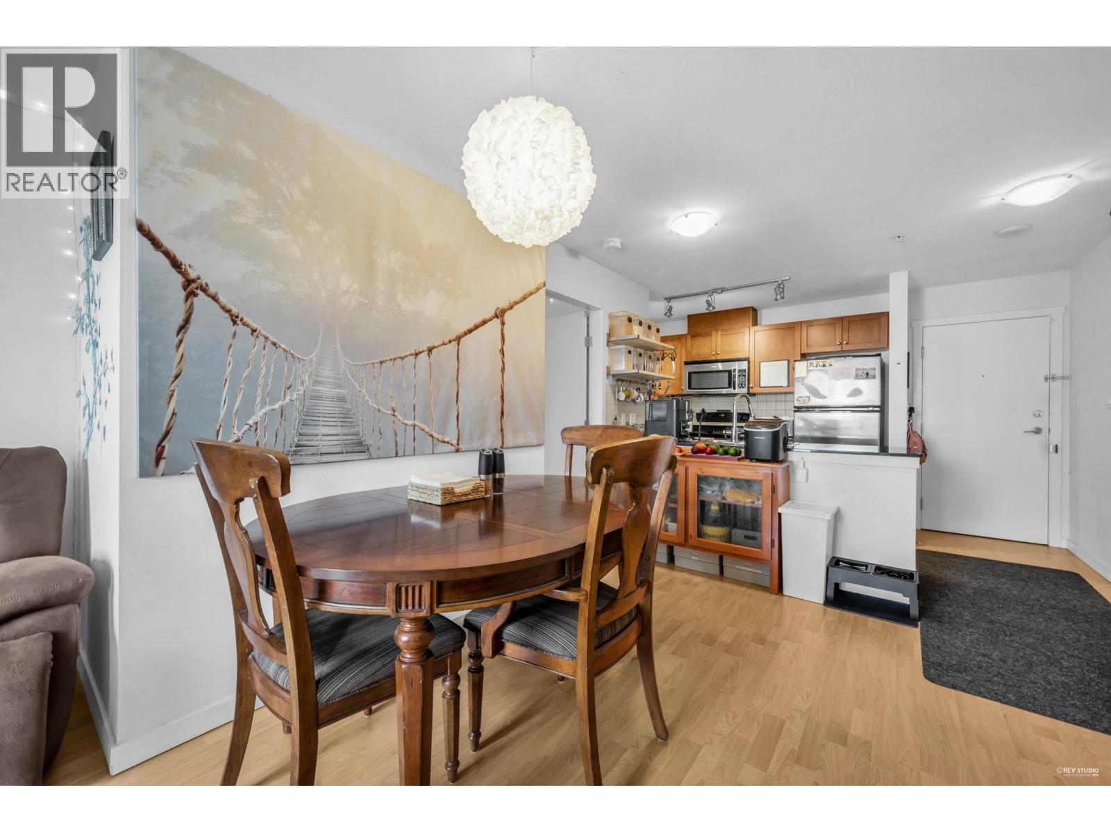 Photo 6 of 603 415 E Columbia Street, New Westminster BC