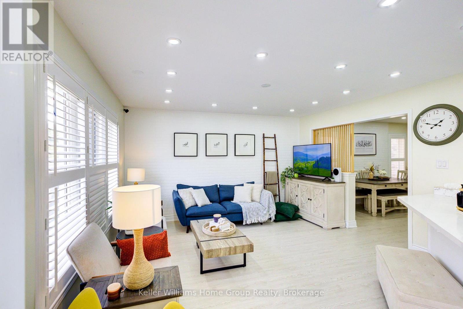 Photo 39 of 435 Pozbou Crescent, Milton ON