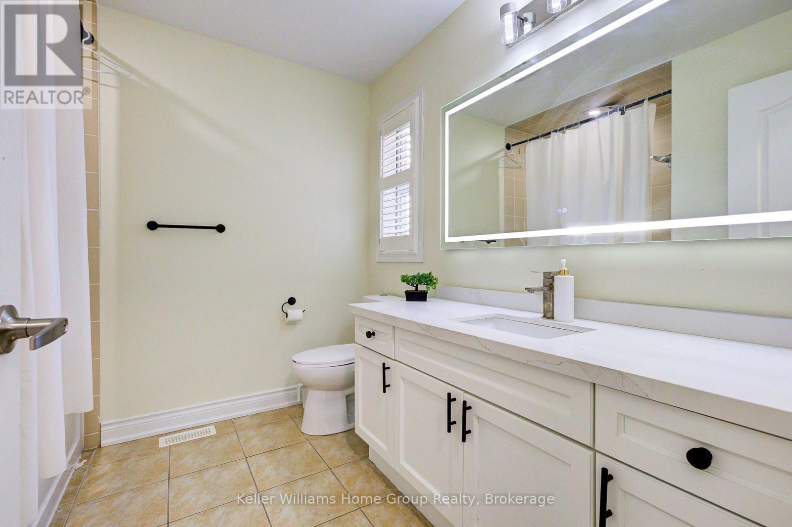 Photo 22 of 435 Pozbou Crescent, Milton ON