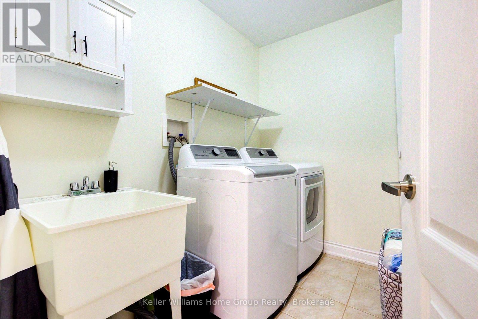 Photo 26 of 435 Pozbou Crescent, Milton ON