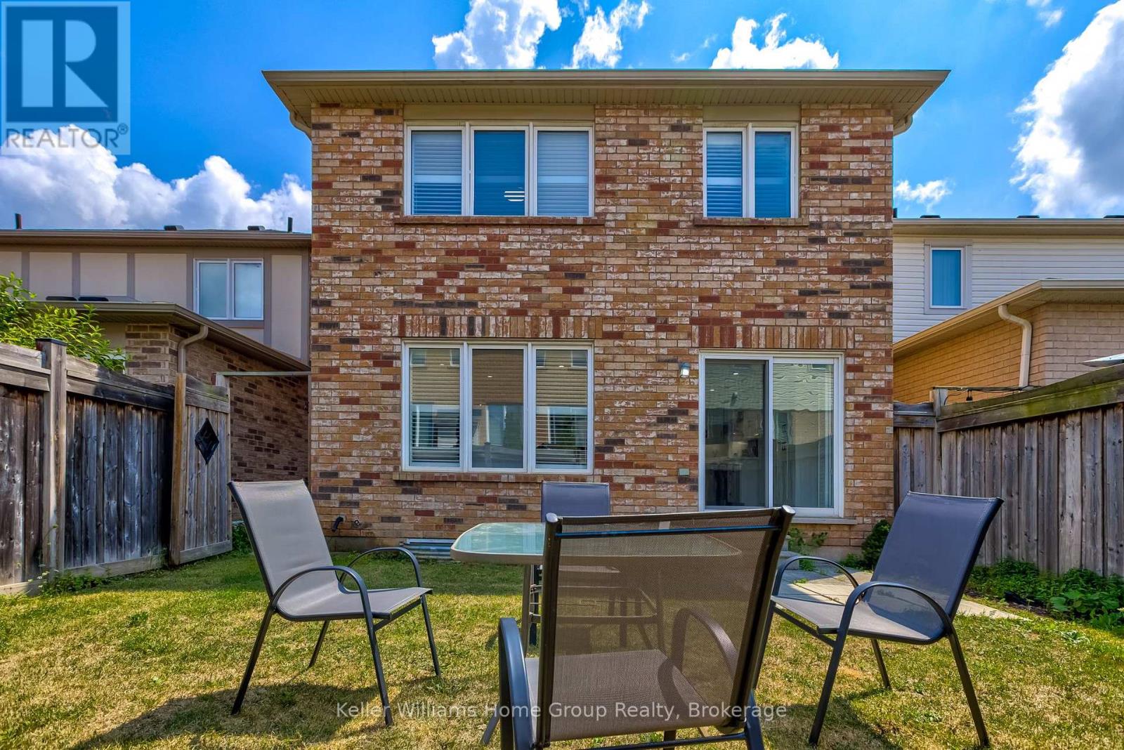 Photo 20 of 435 Pozbou Crescent, Milton ON