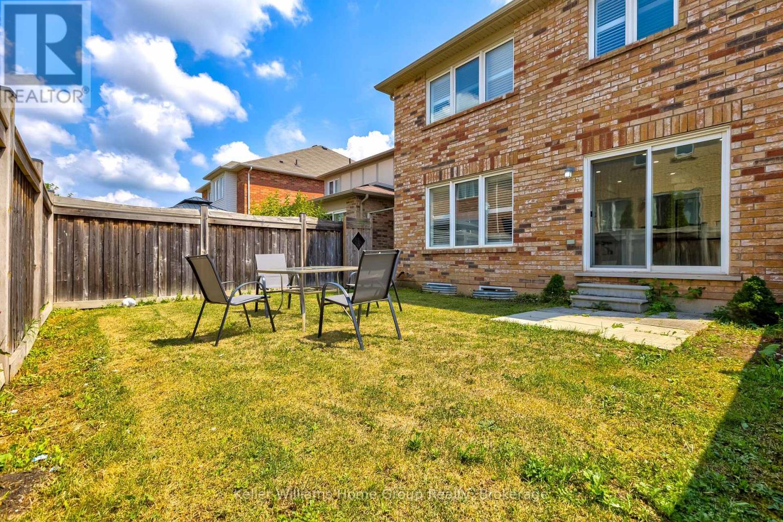Photo 30 of 435 Pozbou Crescent, Milton ON