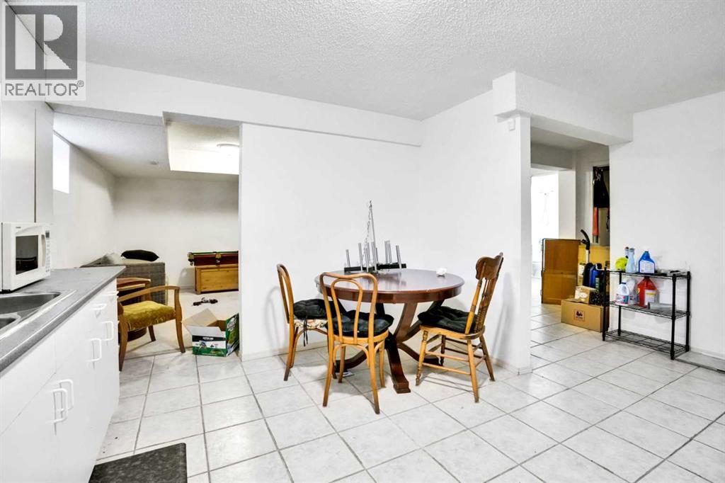 Single Family House for Sale in  Coral Springs Boulevard NE Coral Springs Calgary 