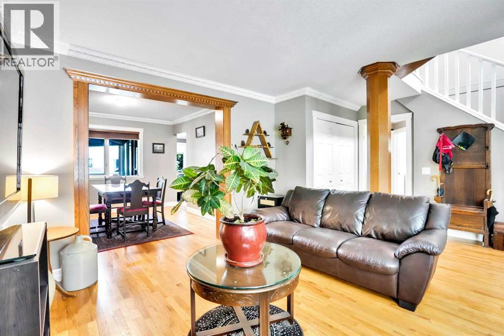 Single Family House for Sale in  Coral Springs Boulevard NE Coral Springs Calgary 