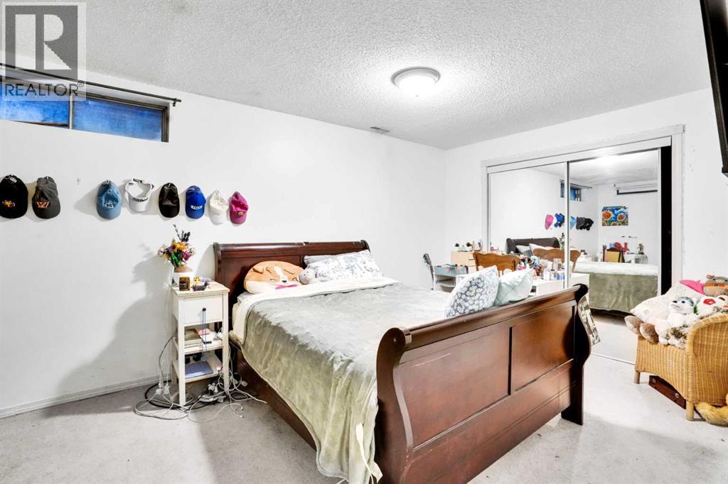 Single Family House for Sale in  Coral Springs Boulevard NE Coral Springs Calgary 