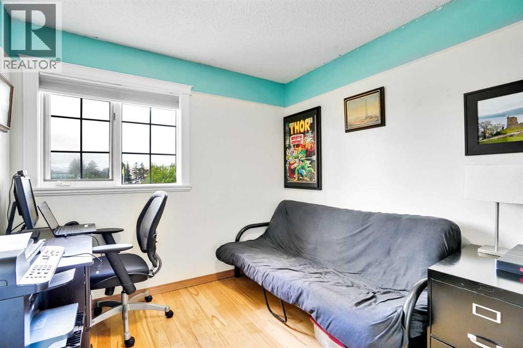 Single Family House for Sale in  Coral Springs Boulevard NE Coral Springs Calgary 