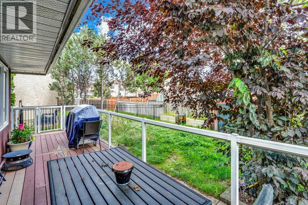 Single Family House for Sale in  Coral Springs Boulevard NE Coral Springs Calgary 