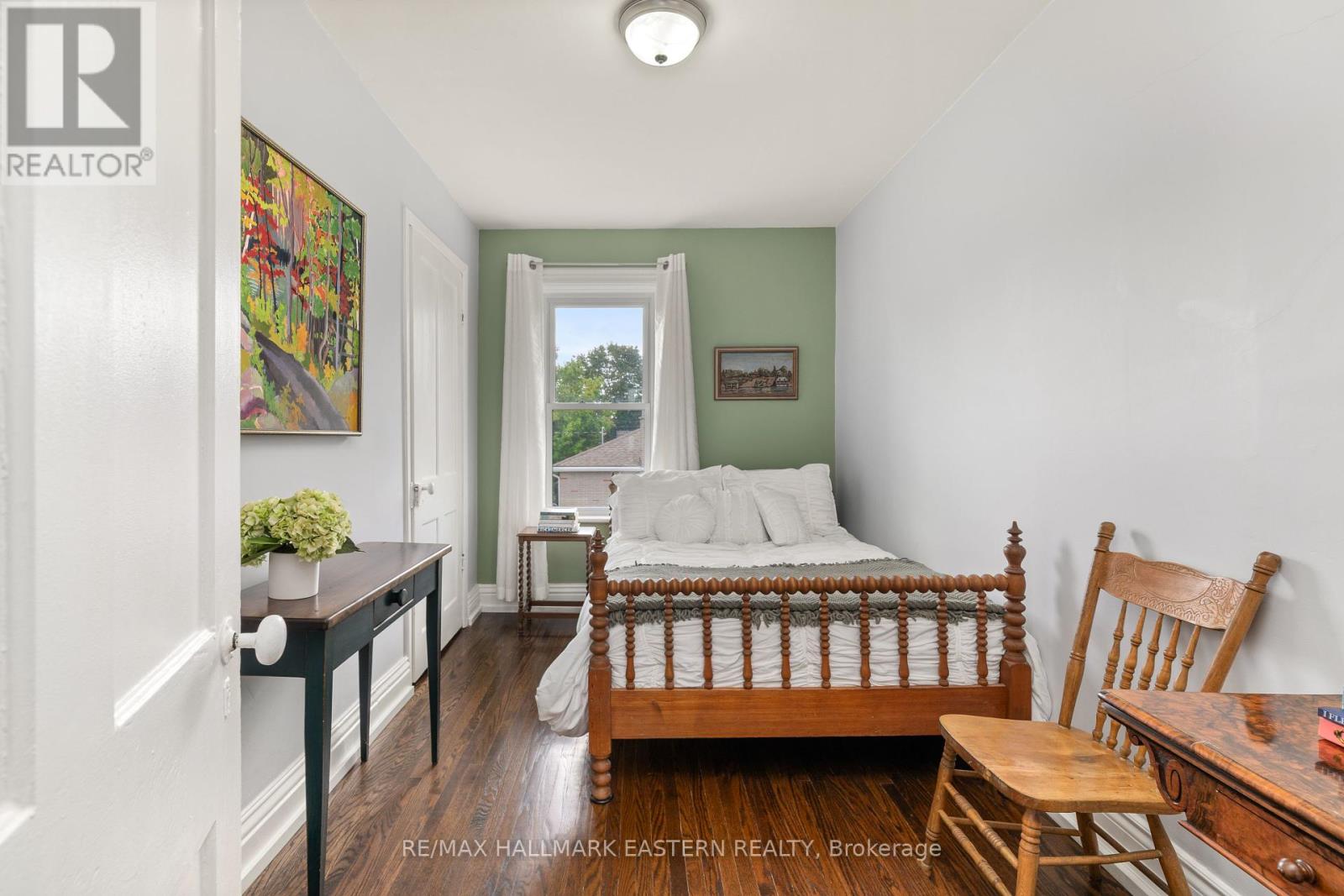 Photo 25 of 198 Hazlitt Street, Peterborough ON