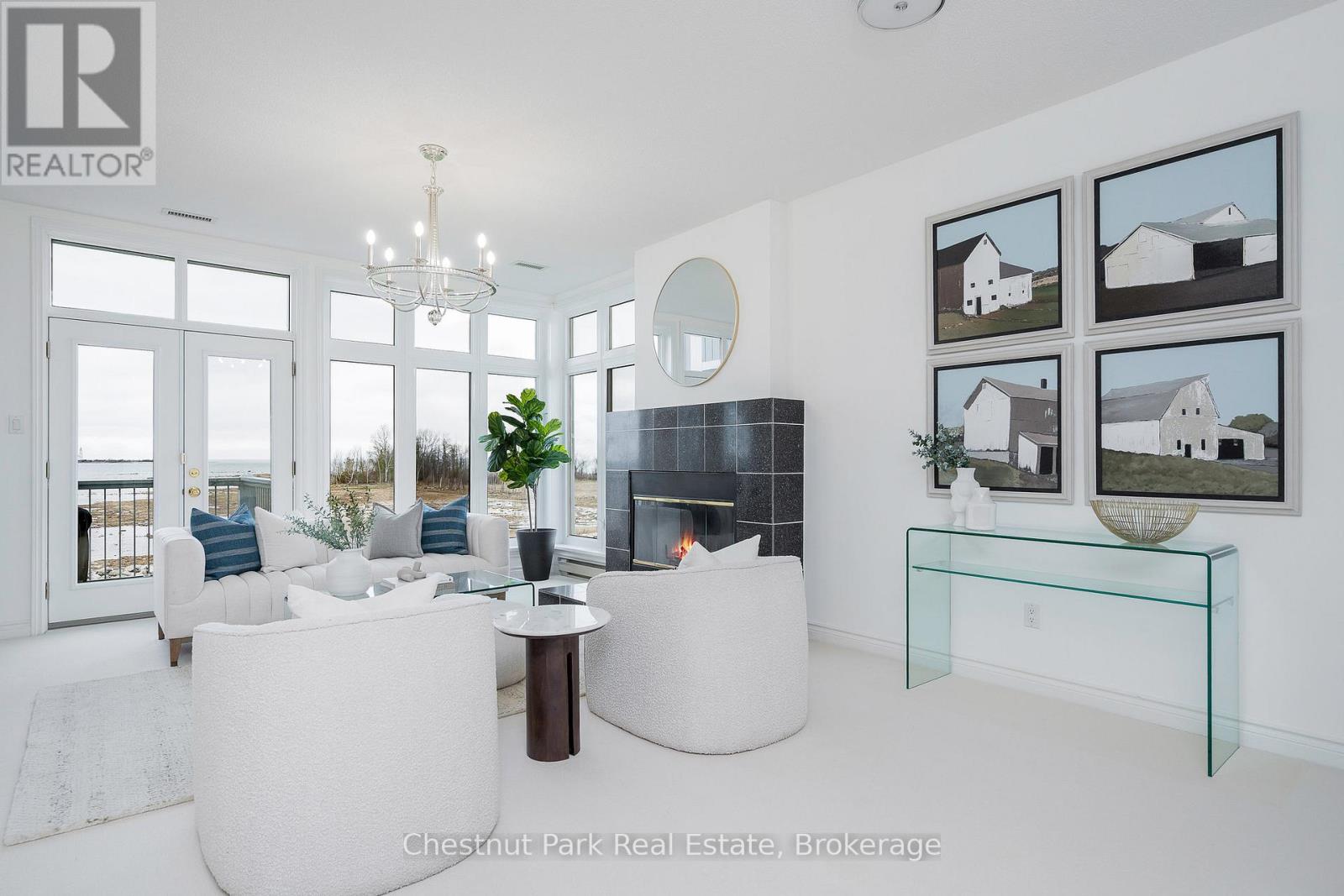 Photo 8 of 849 851 Suncrest Circle, Collingwood ON