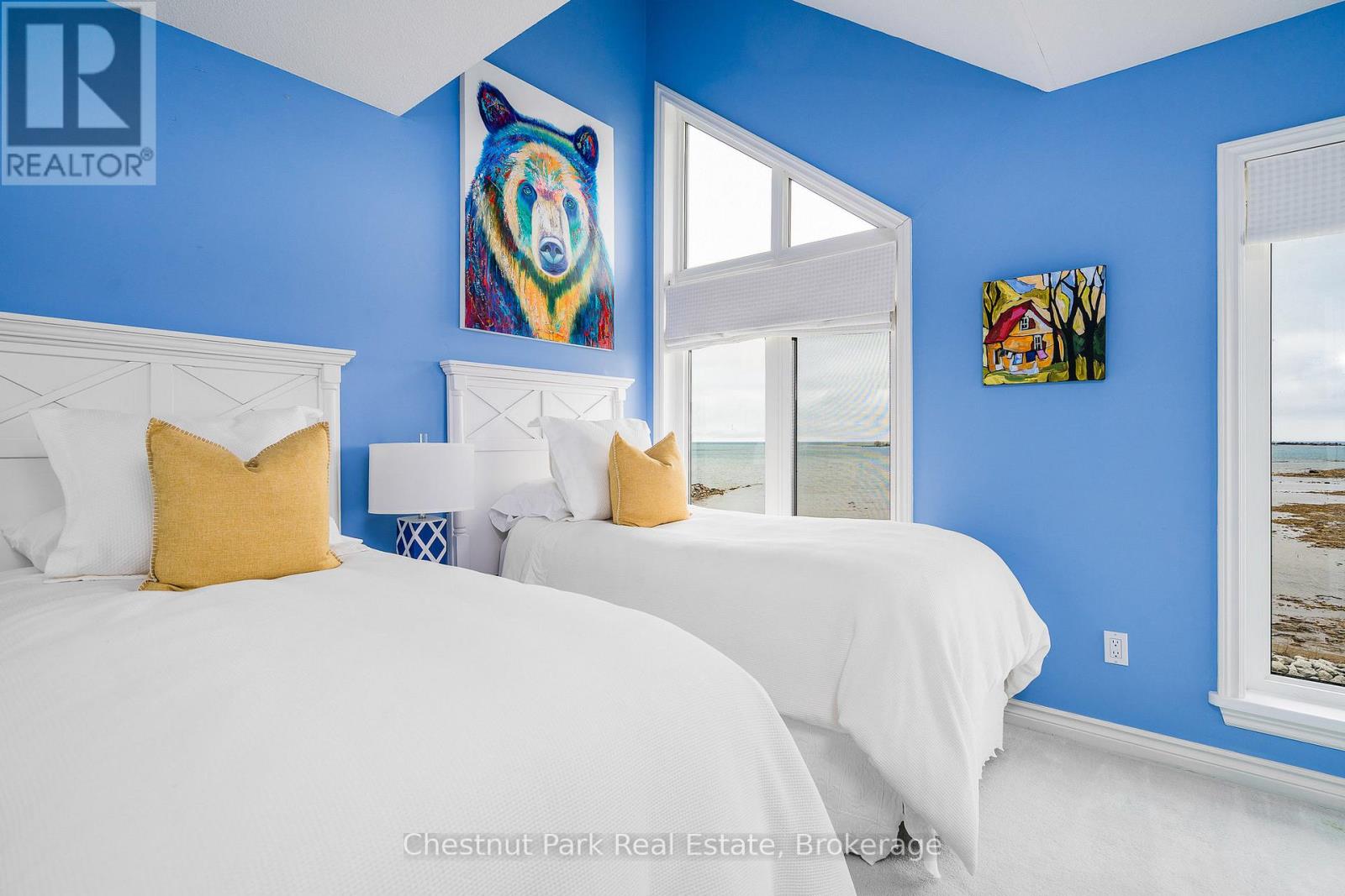 Photo 14 of 849 851 Suncrest Circle, Collingwood ON