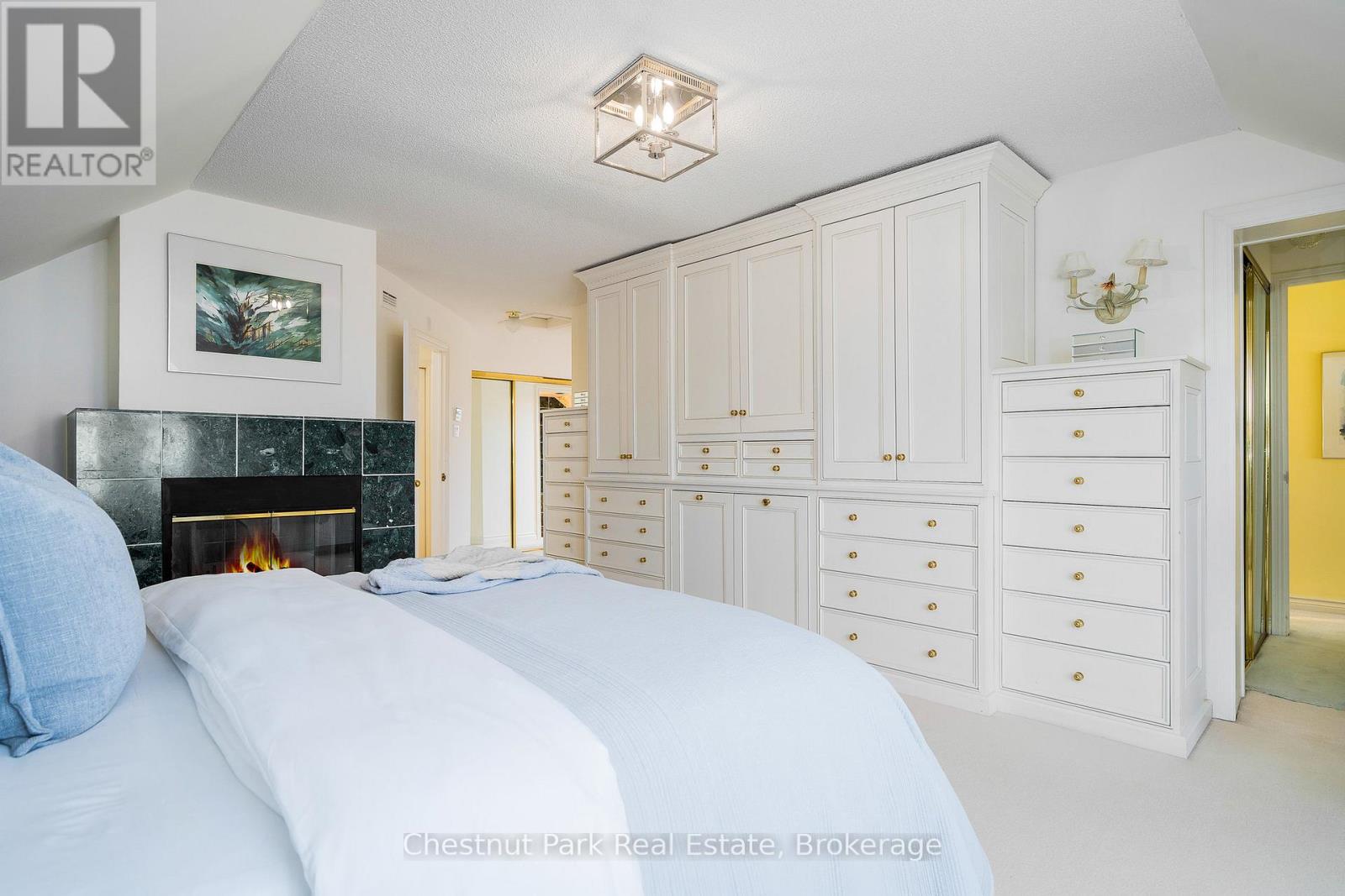 Photo 46 of 849 851 Suncrest Circle, Collingwood ON